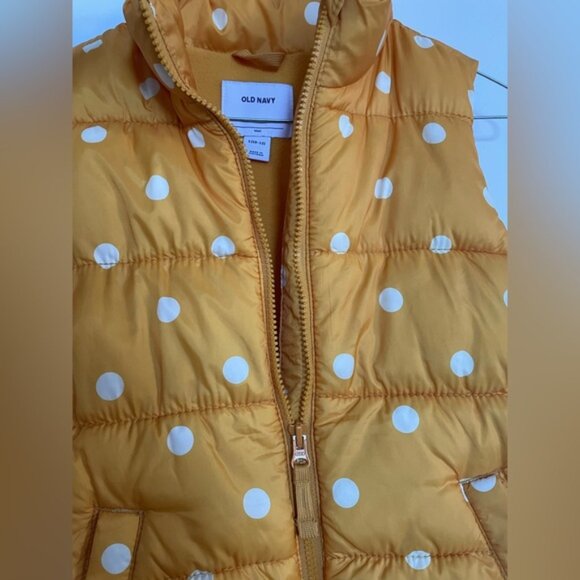 Girls Size L Bundle 2 Pc Puffer Vest And Long Sleeve Tee Old Navy Gap x Disney - Picture 5 of 14